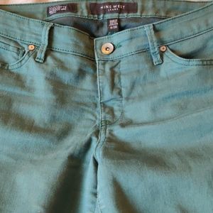 Nine West green jeans size 6/28r